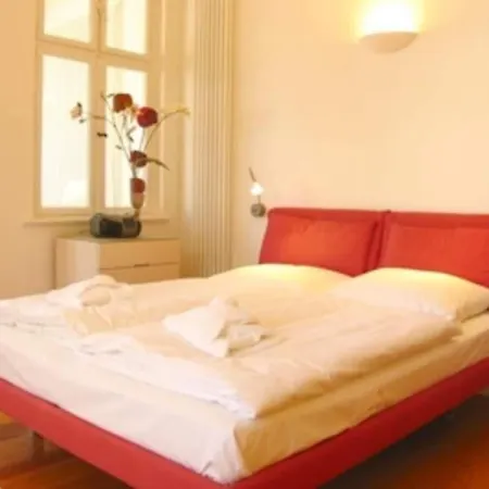 Astrid, T1 Lueneburg Apartment *